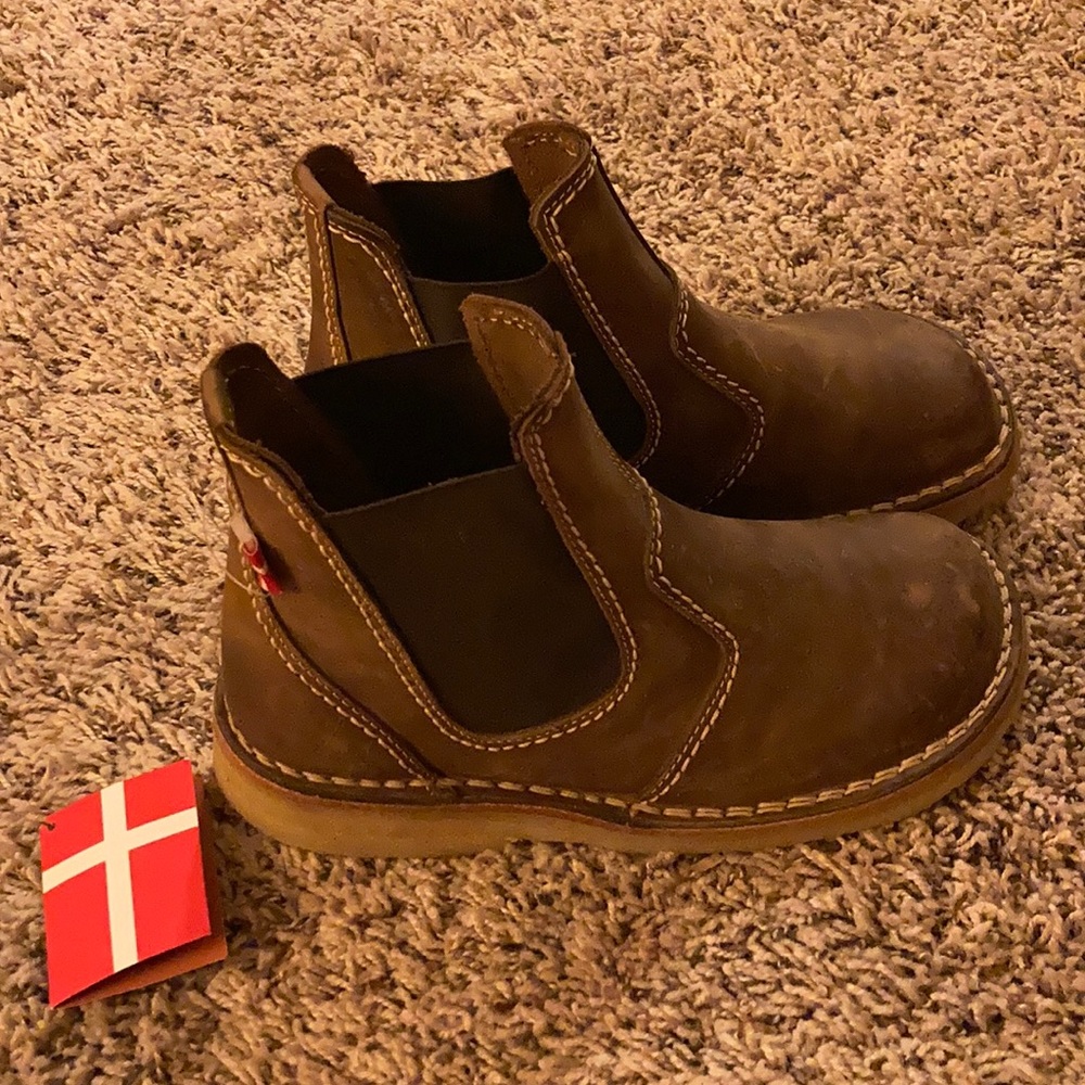 COPY - Duckfeet brown leather boots size 37